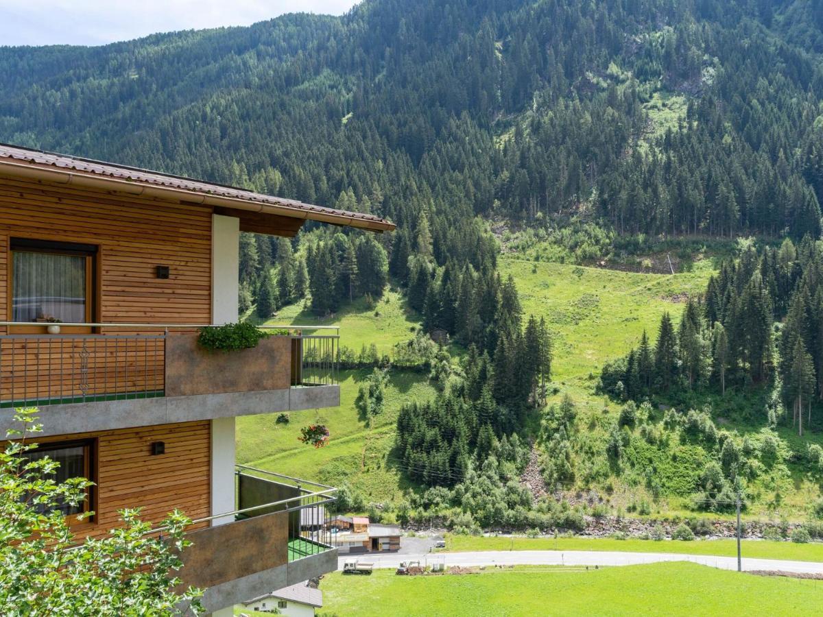 Land On The Kppl Mountain Chains Kappl  Bagian luar foto